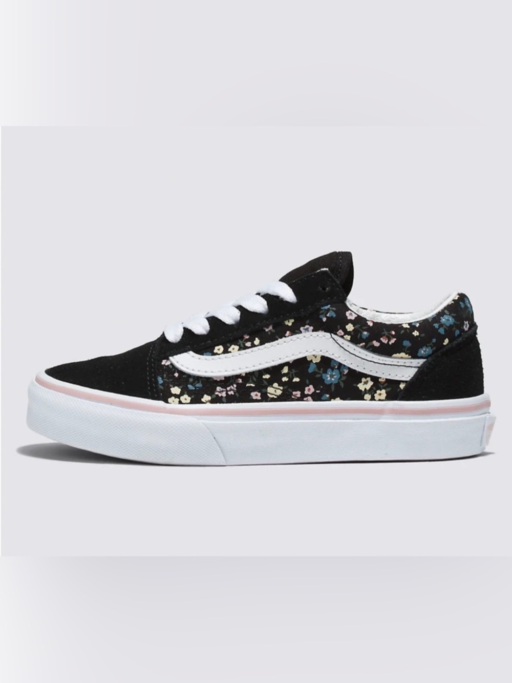 VANS
OLD SKOOL V BOQ
Dark Floral
US 6 EUC - Picture 2 of 6